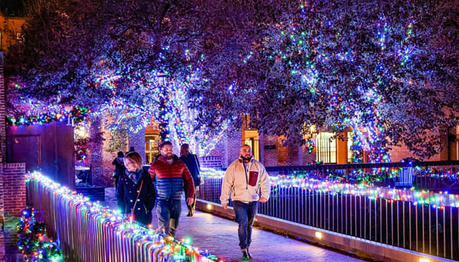 17 U.S. Cities with Unforgettable Christmas Celebrations